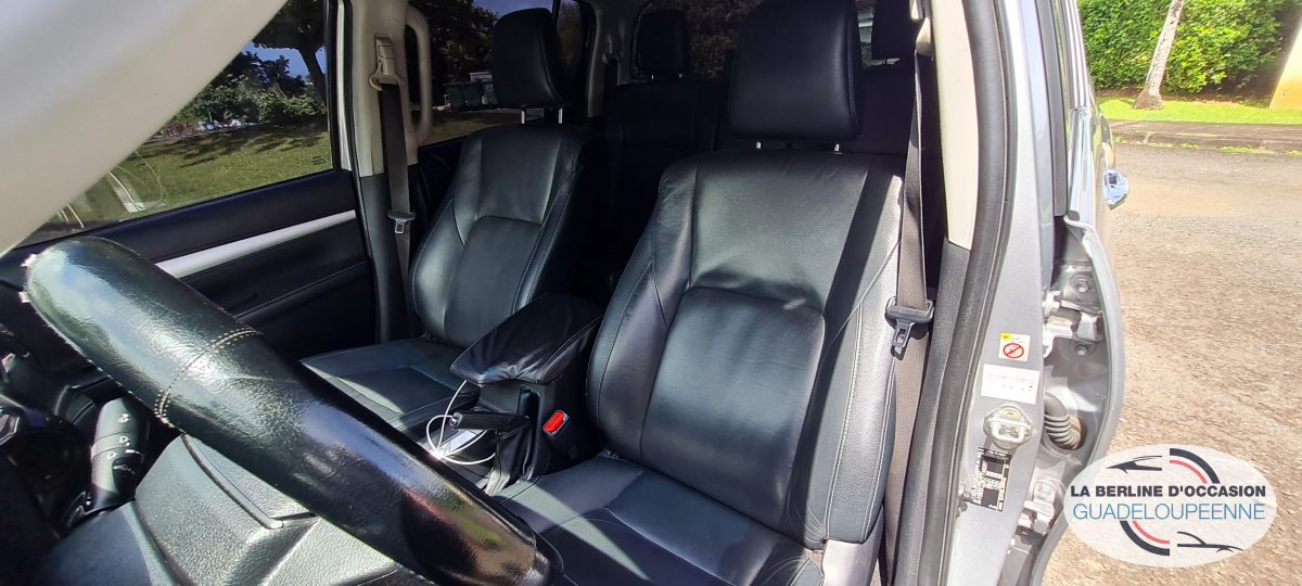 Hilux 2.4 D-4D 150ch Double Cabine 4WD BVA