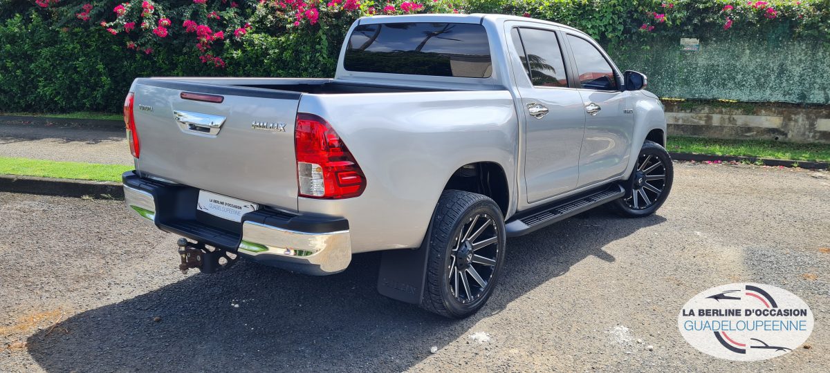 Hilux 2.4 D-4D 150ch Double Cabine 4WD BVA